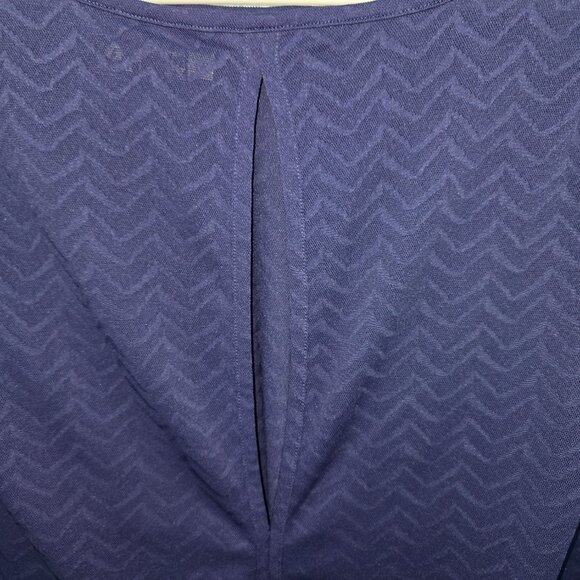 Xersion Top Split Back - Picture 6 of 6